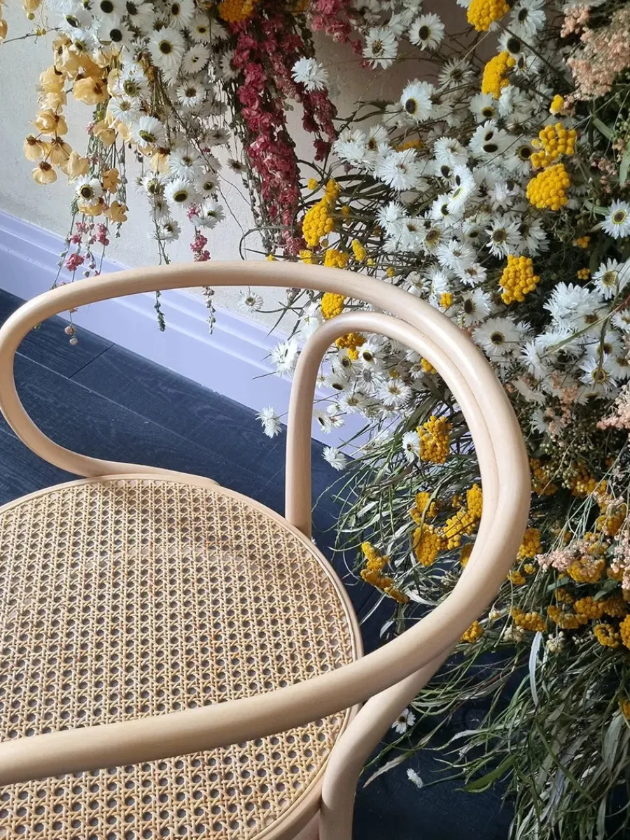 209 Armstol, hvid fra<Thonet Discount