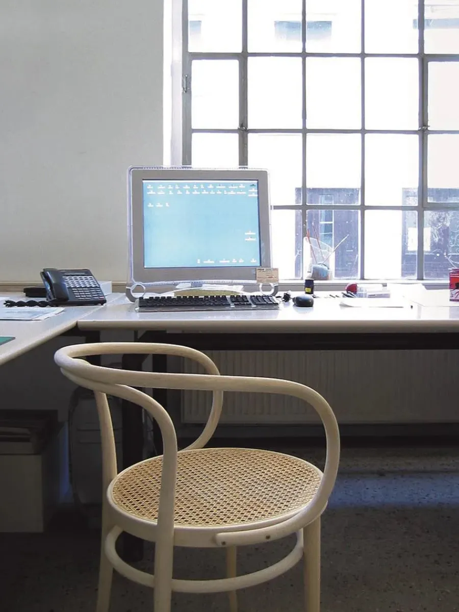 209 Armstol, hvid fra<Thonet Discount