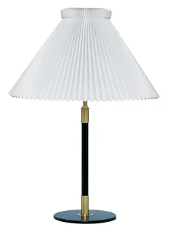 352 Bordlampe fra<Le Klint Discount