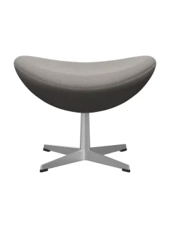 3127 Fodskammel til Ægget af Arne Jacobsen læder<Fritz Hansen Discount