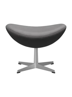 3127 Fodskammel til Ægget af Arne Jacobsen læder<Fritz Hansen Discount