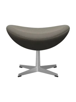 3127 Fodskammel til Ægget af Arne Jacobsen læder<Fritz Hansen Discount