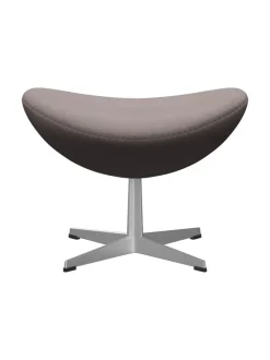 3127 Fodskammel til Ægget af Arne Jacobsen læder<Fritz Hansen Discount