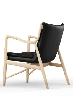 45 Lænestol, valnød af Finn Juhl<House of Finn Juhl Outlet