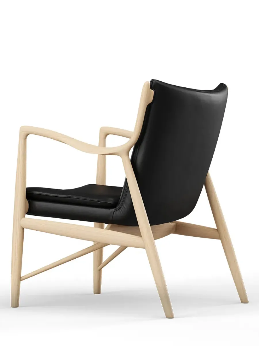 45 Lænestol, valnød af Finn Juhl<House of Finn Juhl Outlet