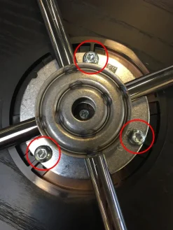 3 løse skruer til 7'er stole<Fritz Hansen Best