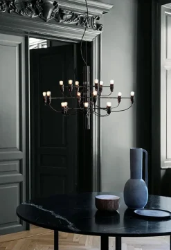 2097/18 Lysekrone fra<Flos Online