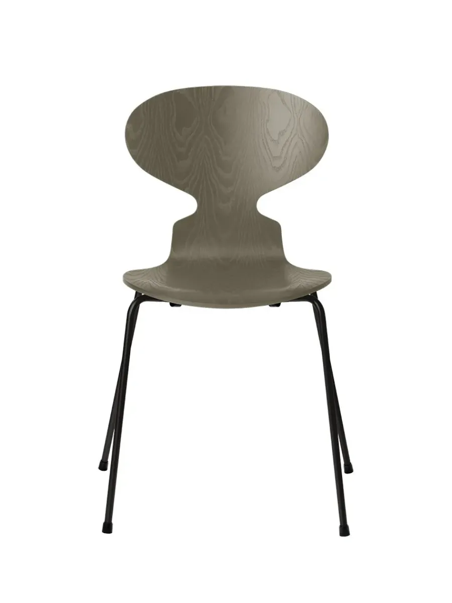 3101 Myren Stol i farvet ask af Arne Jacobsen<Fritz Hansen Online