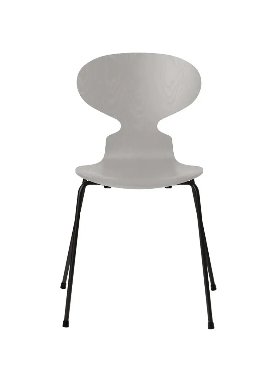 3101 Myren Stol i farvet ask af Arne Jacobsen<Fritz Hansen Online