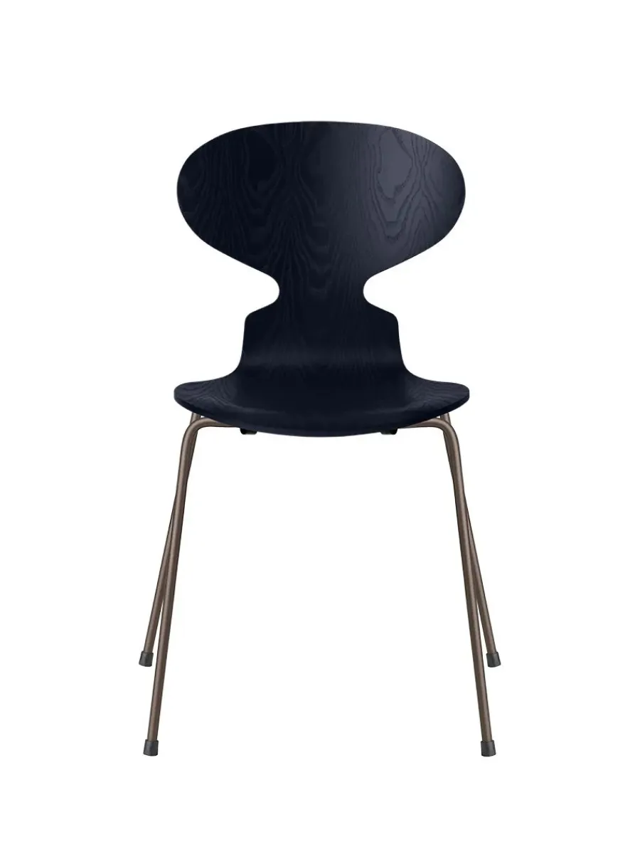 3101 Myren Stol i farvet ask af Arne Jacobsen<Fritz Hansen Online