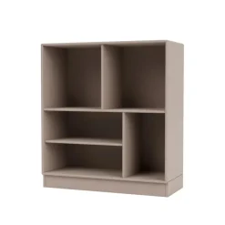 1619 reol inkl. hjul fra<Montana Hot