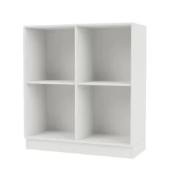 1112 reol inkl. sokkel fra<Montana