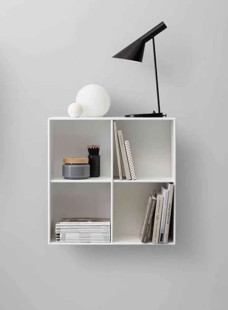 1112 reol inkl. sokkel fra<Montana