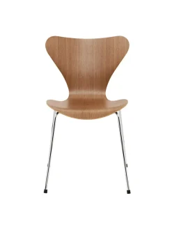 3107 Serie 7 Stol, naturfiner af Arne Jacobsen<Fritz Hansen Clearance