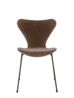 3107 Stol, fuldpolstret velour af Arne Jacobsen<Fritz Hansen Sale