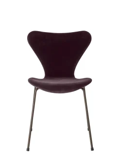 3107 Stol, fuldpolstret velour af Arne Jacobsen<Fritz Hansen Sale