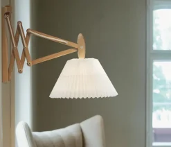 223 Væglampe fra<Le Klint Best