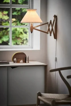 224 Væglampe fra<Le Klint