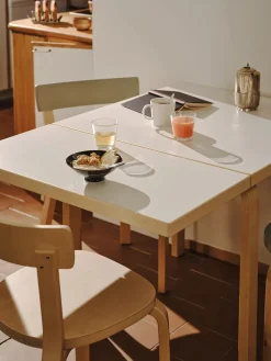 Aalto Table Foldable fra<Artek Online
