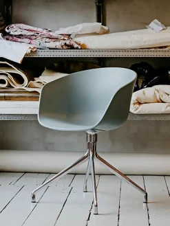 About a Chair AAC21 fra<HAY Online