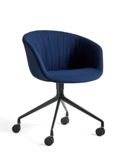 About a Chair AAC25 fra<HAY New