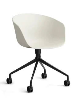 About a Chair AAC25 fra<HAY New