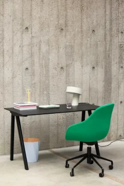 About a Chair AAC155 fra<HAY Hot