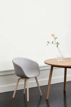 About a Chair AAC23 Soft fra<HAY Outlet