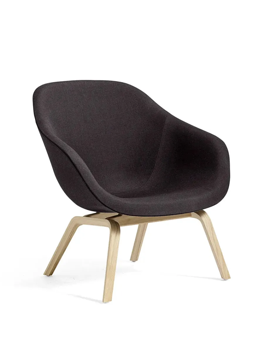 About a Lounge Chair low AAL82 fra<HAY New