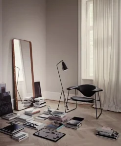 Adnet spejl, firkantet fra<GUBI Online