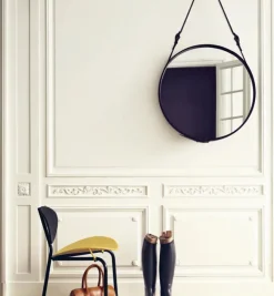 Adnet spejl fra<GUBI Best