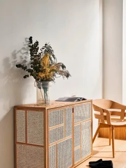 Air Sideboard, white/cane fra<Design House Stockholm Outlet