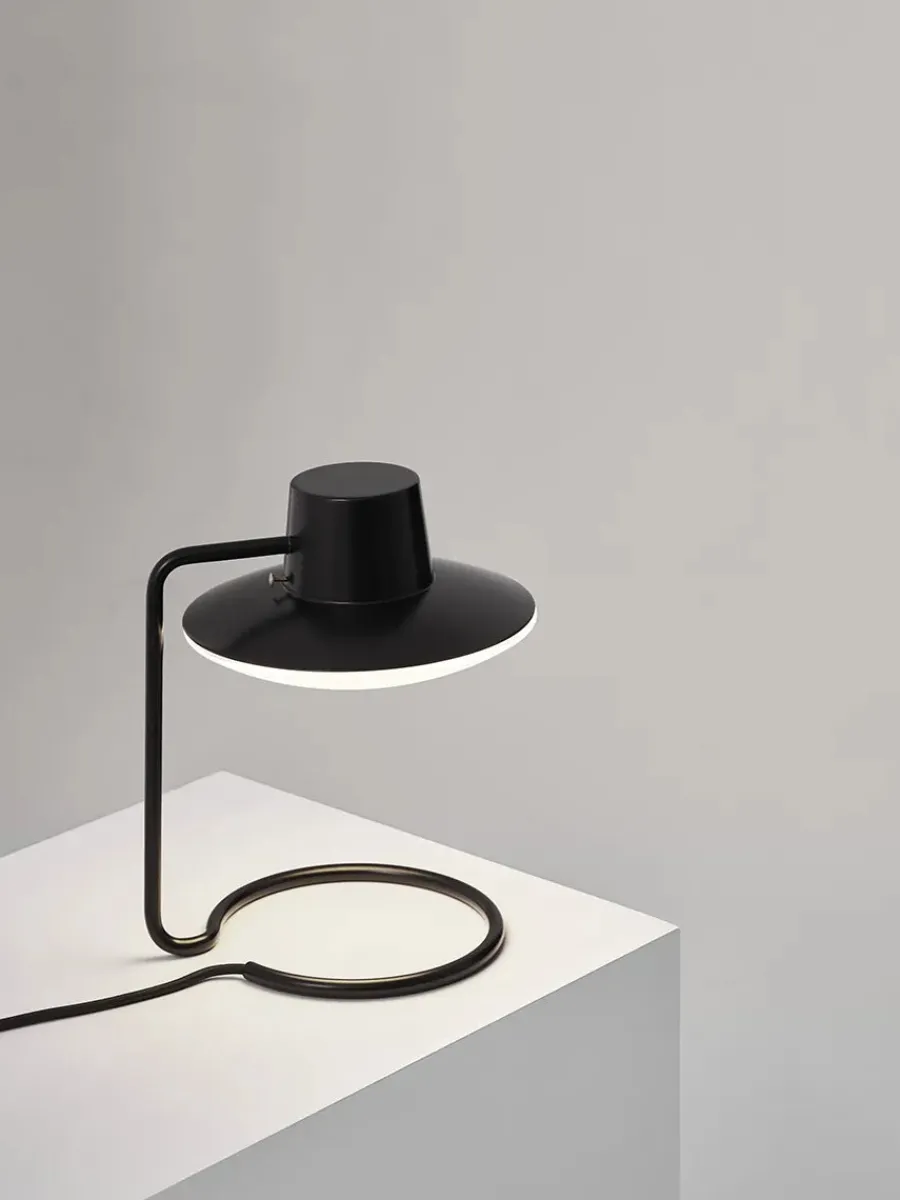 AJ Oxford 410 Bordlampe fra<Louis Poulsen Clearance