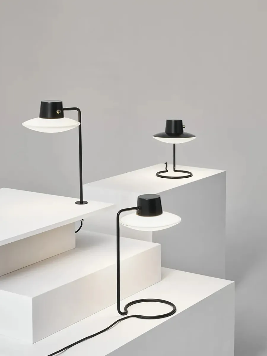 AJ Oxford 280 Bordlampe fra<Louis Poulsen New