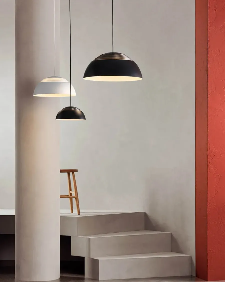 AJ Royal pendel Ø25, sort fra<Louis Poulsen New