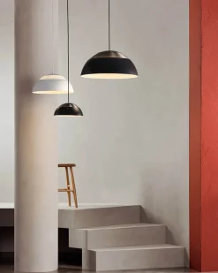 AJ Royal pendel i sort fra<Louis Poulsen Discount