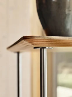 AJ Trolley, valnød af Arne Jacobsen<Fritz Hansen Online