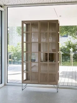 AK 2780 vitrineskab fra<Naver Collection Best