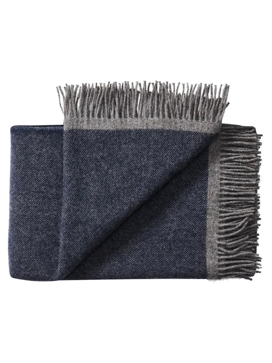 Alrø Plaid, grey shades fra<Silkeborg Uldspinderi Sale