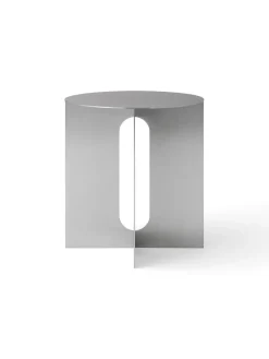 Androgyne Side Table, steel fra<Audo Copenhagen Outlet