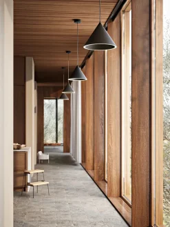 Annular Pendant fra<Woud New