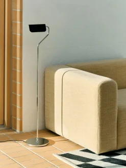 Apex Floor Lamp fra<HAY New