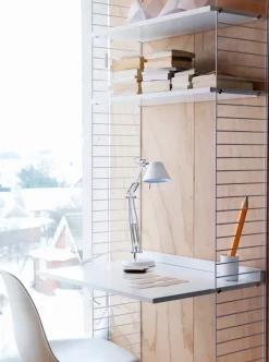 Arbejdsbord fra String<String Furniture Clearance