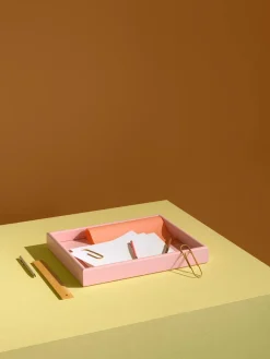 Arrange Tray 81T, large fra<Montana