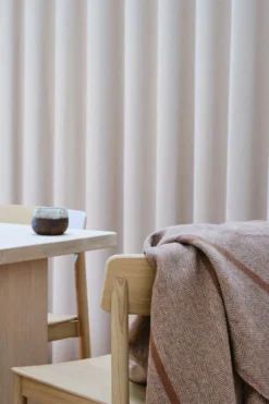 Askø Plaid, rosewood fra<Silkeborg Uldspinderi Outlet