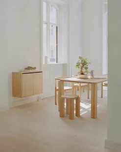 Atlas Spisebord 2000x950, Natural Oak fra<New Works Hot