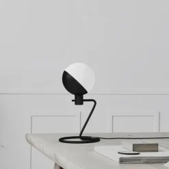 Baluna bordlampe fra<Grupa Sale