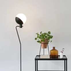 Baluna gulvlampe fra<Grupa Online