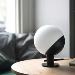 Baluna væglampe og bordlampe small fra<Grupa Clearance