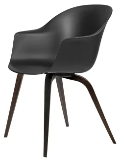 Bat Spisestol, wood base fra<GUBI Best